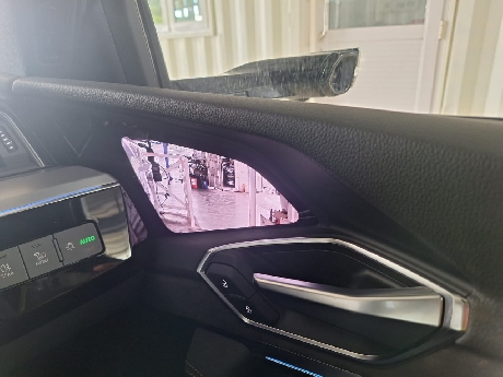 Audi E-Tron 55 Quattro 1st Edition S Line Pkg fitted with Virtual Mirrors